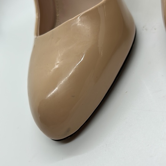 Sergio Rossi Godiva Patent Pumps. 39 - Picture 2 of 16